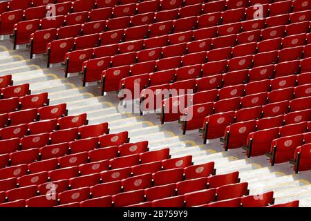 Sièges rouges au stade Anfield de Liverpool FC, le 02.03.2019. [traduction automatique] Banque D'Images