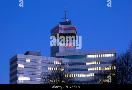 Vue sur le 21.01.2016 du centre de télévision rbb à Theodor-Heuss-Platz à Berlin. Rundfunk Berlin-Brandenburg,rbb, est la société de radiodiffusion d'État des États de Berlin et de Brandebourg. [traduction automatique] Banque D'Images
