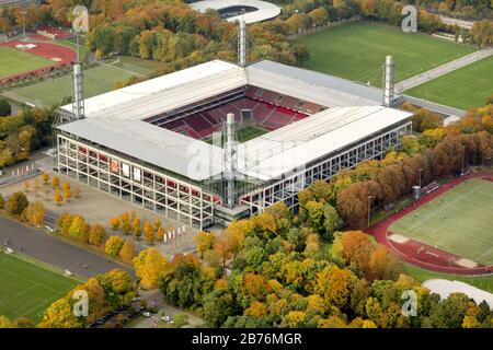 , RheinEnergieStadium dans le quartier de Muengersdorf à Cologne, 20.10.2012, vue aérienne, Allemagne, Rhénanie-du-Nord-Westphalie, Cologne Banque D'Images