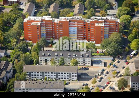 , bâtiments résidentiels à Gladbeck dans la rue Brunnenstrasse, 10.09.2011, vue aérienne, Allemagne, Rhénanie-du-Nord-Westphalie, région de la Ruhr, Gladbeck Banque D'Images