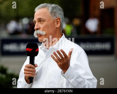 Chase Carey lors d'une conférence de presse à la suite de l'annulation du Grand Prix australien de Formule 1 2020 au milieu des préoccupations du virus Corona (COVID-19). Banque D'Images