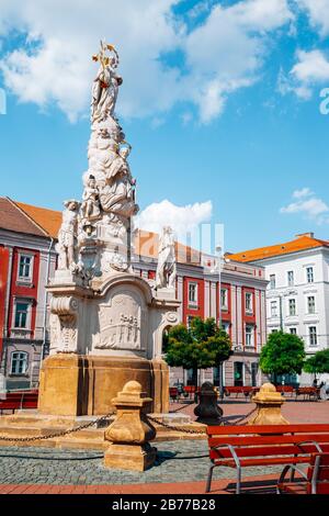 Place de la liberté à Timisoara, Roumanie Banque D'Images