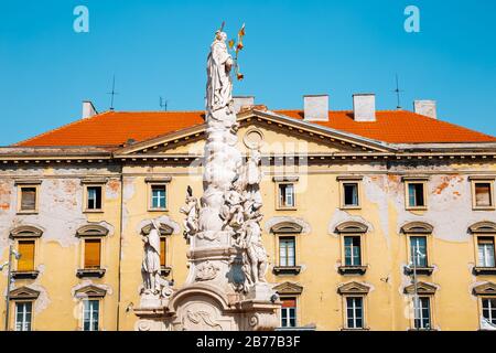 Place de la liberté à Timisoara, Roumanie Banque D'Images