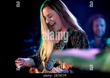 Joanne Shaw Taylor, Chinnerys, Southend-on-Sea, Essex © Film Free Photography / Alay Banque D'Images