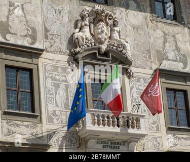 Palazzo della Carovana, le bâtiment principal de la célèbre université Scuola Normale Superiore à la Piazza dei Cavalieri à Pise Italie Banque D'Images