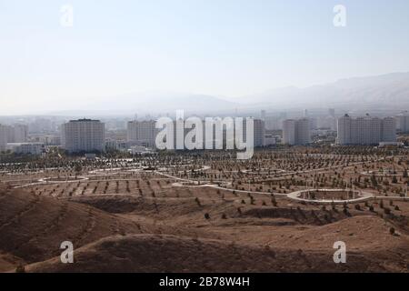 Vue panoramique sur Ashgabat, la capitale du Turkménistan en Asie centrale Banque D'Images