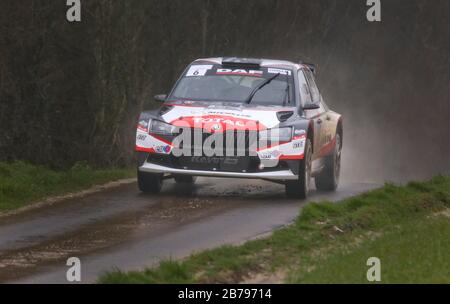 14 mars 2020. Saint Denoeux, pas de Calais, France. Rallye du Touquet. Le 60ème Rallye du Touquet serpente dans la campagne française. La Ra Banque D'Images