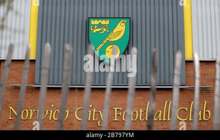 Vue générale à l'extérieur de Carrow Road, stade du Norwich City Football Club, suite à l'annonce d'hier que la Premier League a suspendu tous les matches jusqu'au samedi 4 avril 2020. Banque D'Images