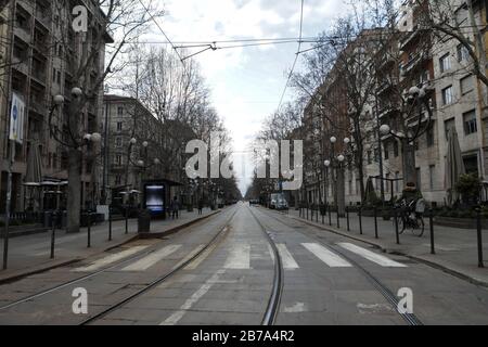 Milan, Italie. 14 mars 2020. Vue générale du quartier Arco della Pace et Sempione, Milan, 14 mars 2020. L'Italie a fermé tous les magasins à l'exception des pharmacies et des magasins d'alimentation dans une tentative désespérée d'arrêter la propagation d'un coronavirus. Banque D'Images