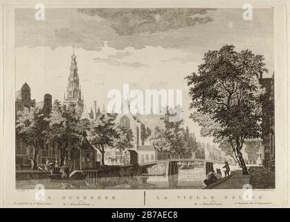 Gezicht op de Oudezijds Voorburgwal en de Oude Kerk. Gezien dans noordelijke richting, 1760. Banque D'Images