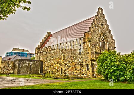 Forteresse de Bergenhus à Bergen, Norvège. Situé à l'entrée du port de Bergen, le château est l'un des plus anciens et des mieux conservés Banque D'Images