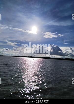 Une vue magnifique sur la rivière Barguna Payra, Barguna Bangladesh Banque D'Images