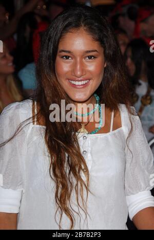 Q'Orianka Kilcher à la première mondiale de Walt Disney Pictures 'Pirates Of The Caribbean: Dead Man's Chest' tenue à Disneyland à Anaheim, Californie. L'événement a eu lieu le samedi 24 juin 2006. Photo par: SBM / PictureLux Banque D'Images