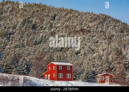 Hiver dans le village de pêcheurs de Dunfield, Terre-Neuve, Canada [pas de mainlevée de propriété; disponible pour licence éditoriale seulement] Banque D'Images