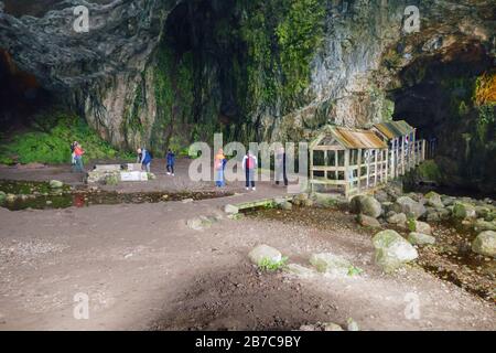 Grotte de Smoo, grotte de Durness, Comté de Sutherland, Écosse Banque D'Images