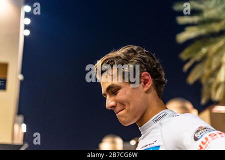 Emirats Arabes Unis/Abu Dhabi - 12/03/2019 - #4 Lando Norris (GBR, McLaren, MCL34) après le test post-saison au circuit Yas Marina Banque D'Images