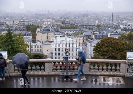 Vue sur Paris depuis Montmartre à Paris, France, Europe Banque D'Images