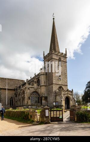 Église St Cyriac dans le village de Lacock, Wiltshire, Angleterre, Royaume-Uni Banque D'Images