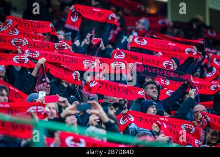 AC Milan supporters pendant le football italien Serie UNE saison 2019/20 de AC Milan - photo crédit Fabrizio Carabelli /LM/ Banque D'Images