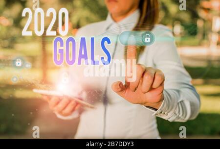 Texte écrit 2020 objectifs. Photo d'entreprise présentant quelque chose que vous essayez de faire ou de réaliser pour cette année Banque D'Images