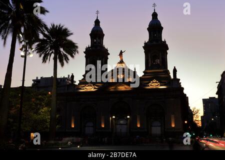 La Cathédrale Métropolitaine De Santiago, Place Plaza De Armas, Région Metropolitana, Santiago City, Chili Banque D'Images