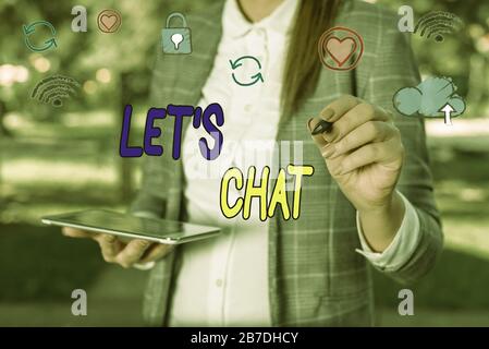 L'écriture conceptuelle des mains montrant les lets est le Chat. Concept signifiant inviter la démonstration à avoir une conversation informelle avec vous Banque D'Images