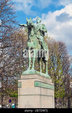 Statue de Simon Bolivar à Paris Banque D'Images