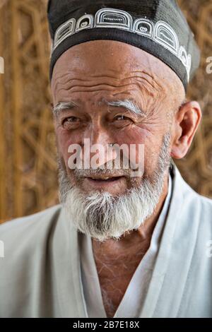 Portrait d'un ouzbek, à Samarkand, Ouzbékistan. Banque D'Images