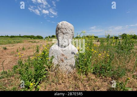 Site ancien de Burana et de pierres tombales connu sous le nom de Balbas, à Bichkek, Kirghizistan Banque D'Images