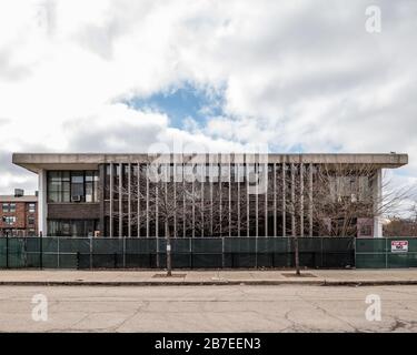 Newberry Center conçu par Perkins et en démolition Banque D'Images