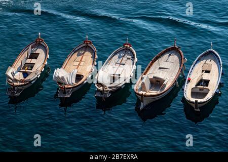 Vue de dessus du bateau Gozzo ligure Banque D'Images