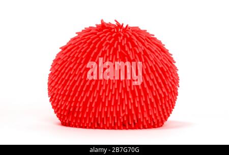Virus comme la boule en caoutchouc souple isolée sur fond blanc Banque D'Images