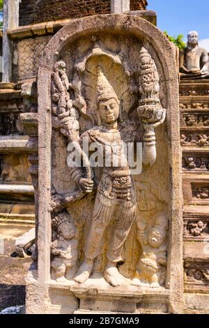 Asie Sri Lanka Polonnaruwa Vantage escalier sud à pas du centre Dagoba Naga Raja Guard Stone naga nananapala Banque D'Images