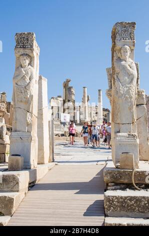 Ephesus, Turquie - 1er octobre 2015 : ruines anciennes de la ville Banque D'Images