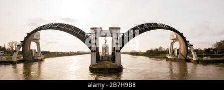 Hagestein, Pays-Bas; le complexe Hagestein, barrage et écluse debout Banque D'Images