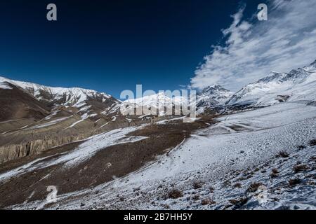 Mustang paysages dans la neige, Népal Banque D'Images