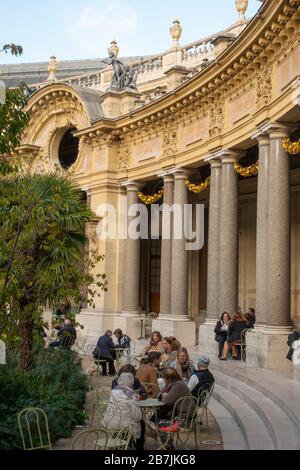 Petit Palais musée d'art à Paris France Banque D'Images