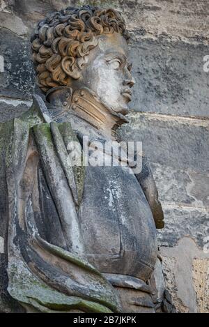 Ancien portrait de la statue de Saint Maurice (Chevalier noir) comme gardien de la cathédrale de Magdeburg en tant que soldat romain de Thèbes du 13 siècle, Magdeburg, GE Banque D'Images