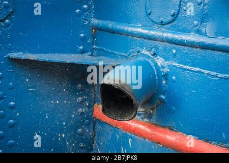 Tuyau d'échappement d'un bateau historique. Banque D'Images