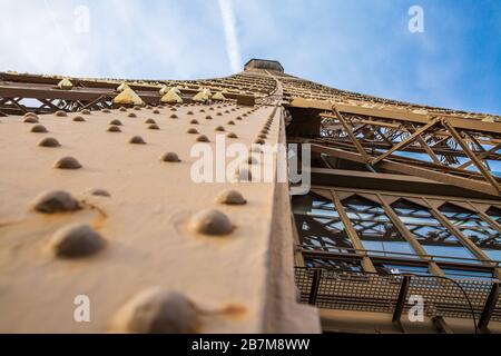 Vue aérienne sur la ville de Paris et la Seine depuis la Tour Eiffel. Banque D'Images