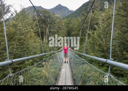 Le Routeburn Track est un circuit classique de tramping dans les Alpes du Sud de New Zealands. Banque D'Images