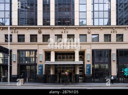 La Bourse australienne des valeurs mobilières dans le quartier central des affaires de Sydney est très vide à la suite de l'éclosion de Coronavirus, avec très peu de moût de bureau Banque D'Images