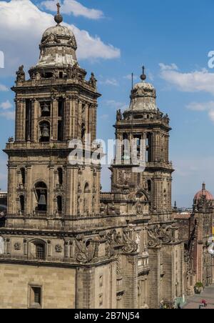 La cathédrale métropolitaine, église catholique romaine du centre-ville de Mexico, a été construite sur 250 ans à partir de 1573. Banque D'Images