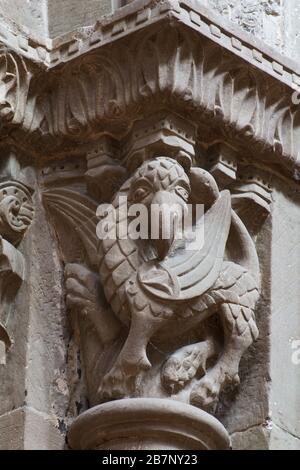 Bestiaire médiéval - capitale (XIIe siècle) - Cathédrale Saint-Pierre - Genève Banque D'Images