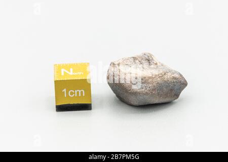 Météorite chondrite L6W2 Type isolé, morceau de roche formé comme astéroïde dans l'univers à pendant la création du système solaire Banque D'Images