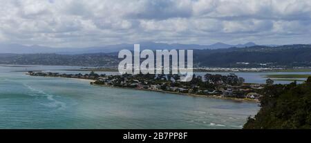 Vue panoramique sur la lagune de Knysna vue des têtes Banque D'Images