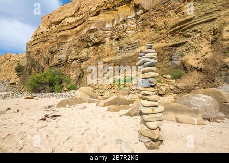 Plage et falaise au parc naturel de Sunset Cliffs. San Diego, Californie, États-Unis. Banque D'Images