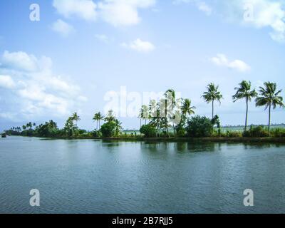 Célèbres eaux de fond d'Alleppey aka alappuzha à Kerala, en Inde Banque D'Images