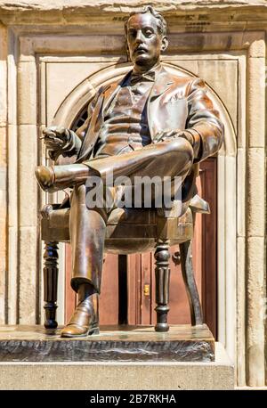 Statue de Giacomo Puccini à Lucques, Italie Banque D'Images