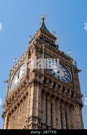 Le Clocktower alias Elizabeth Tower (communément appelé Big Ben), le Palais de Westminster, Westminster, Londres, Angleterre, GB, Royaume-Uni Banque D'Images